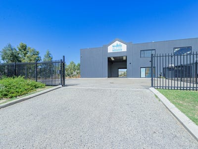 8A Rowe Street, Malaga, WA