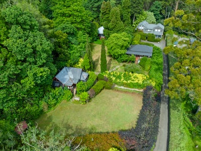 'Observatory Cottages', 8 Observatory Road, Mount Dandenong, VIC
