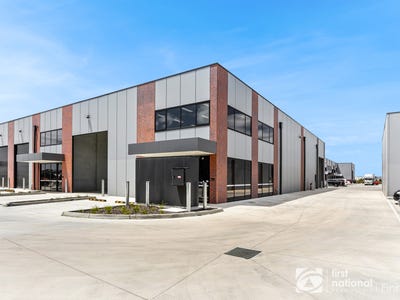 10 Argon Circuit, Clyde North, VIC