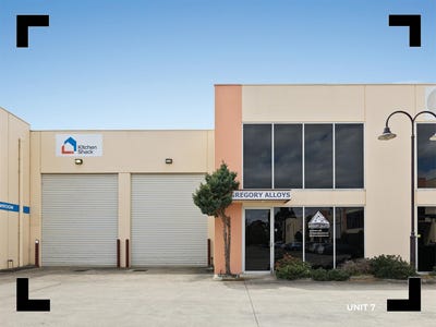 3&7, 5 Kelletts Road, Rowville, VIC