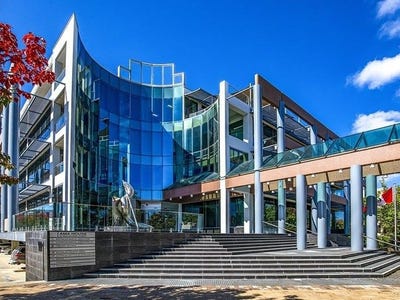 42 Macquarie Street, Barton, ACT