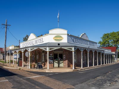 Centennial Hotel, Gulgong, 141 - 143 Mayne Street, Gulgong, NSW