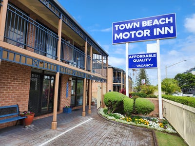 Town Beach Motor Inn, 12-14 Gordon Street, Port Macquarie, NSW