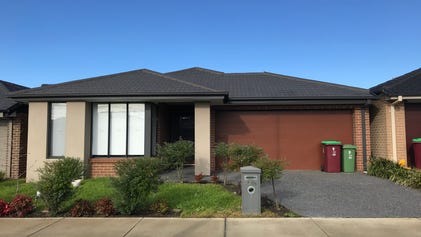 Property at 235 Alisma Boulevard, Cranbourne North, VIC 3977