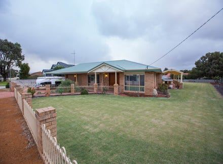 158 Burton Road Castletown WA 6450 realestate .au