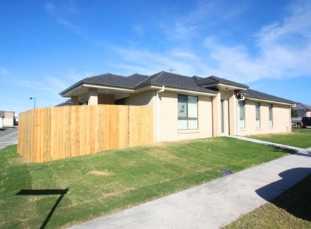 50 Beaumont Drive Pimpama QLD 4209 realestate .au