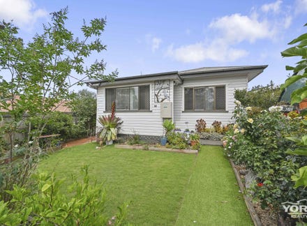 67 Gordon Avenue Newtown QLD 4350 realestate .au