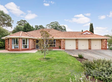 6 Beaumont Court Mount Barker SA 5251 realestate .au