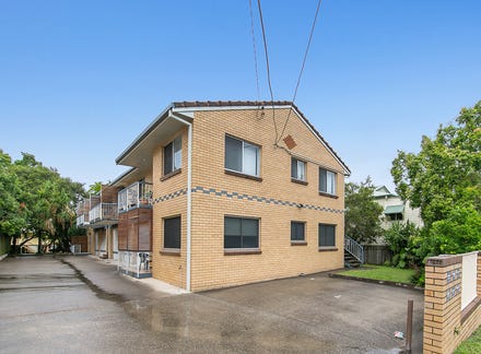 33 Beatrice Street Greenslopes QLD 4120 realestate .au