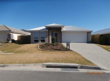 74 Beaumont Drive Pimpama QLD 4209 realestate .au