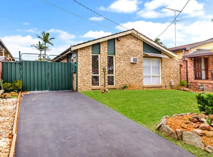 33 Beatrice Street Bass Hill NSW 2197 realestate .au