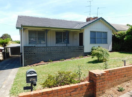 58 Burton Street Warragul VIC 3820 realestate .au