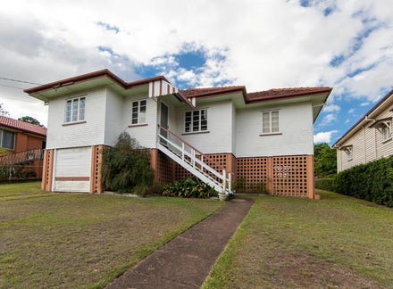 56 Beatrice Street Bardon QLD 4065 realestate .au