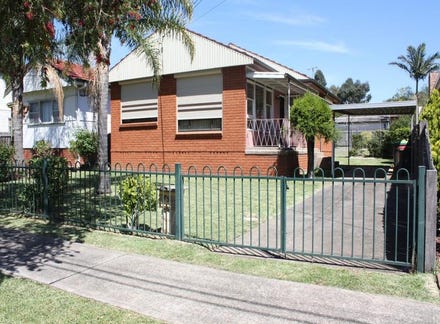 44 Beatrice Street Bass Hill NSW 2197 realestate .au