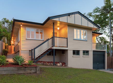 52 Brodie Street Holland Park West QLD 4121 realestate .au