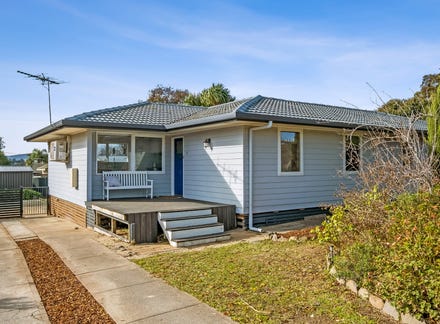 1 6 Columbia Street Mount Barker SA 5251 realestate .au