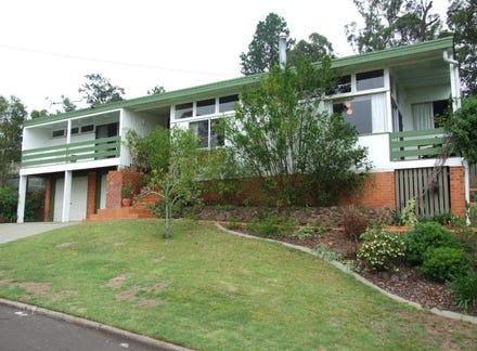 10 Brodie Street Mount Lofty QLD 4350 realestate .au