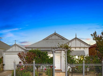 29 Beaumont Drive Point Cook VIC 3030 realestate .au