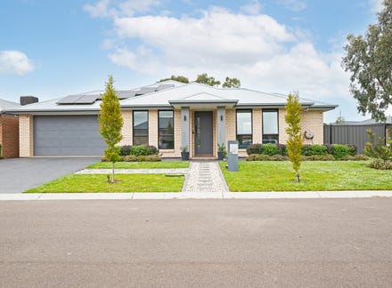 43 Richmond Drive Mount Barker SA 5251 realestate .au