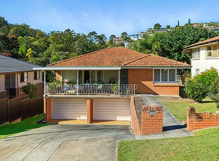 82 Brodie Street Holland Park West QLD 4121 realestate .au