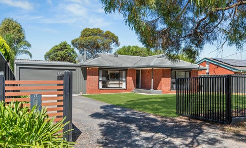 Nicole Walker Ray White Mount Barker RLA278947 realestate .au