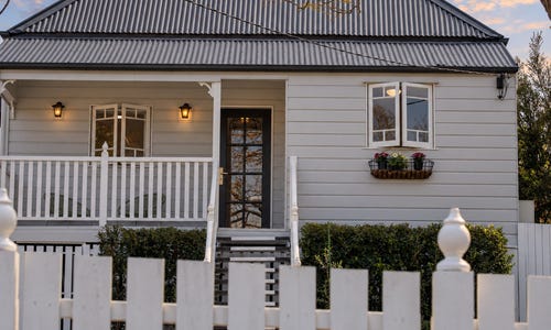 84 Pine Street, North Ipswich