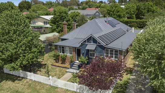 Property at 184 Taylor Street, Armidale, NSW 2350