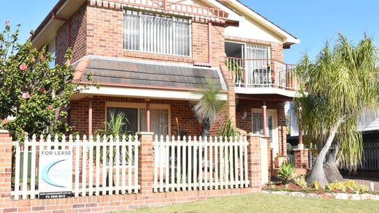 Property at 1/10 BAIRD STREET, Tuncurry, NSW 2428