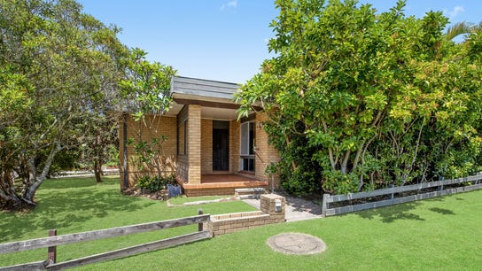 Property at 8 Harvey St, Wyong, NSW 2259