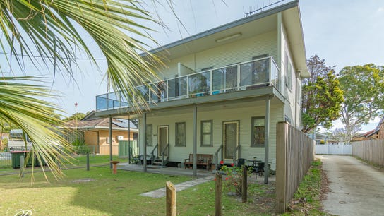 Property at 2/14a Shoal Bay Avenue, Shoal Bay, NSW 2315