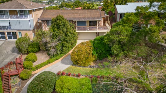 Property at 24 Pearce Drive, Coffs Harbour, NSW 2450