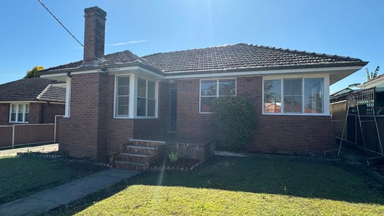 Property at 39 Wahroonga Street, Raymond Terrace, NSW 2324