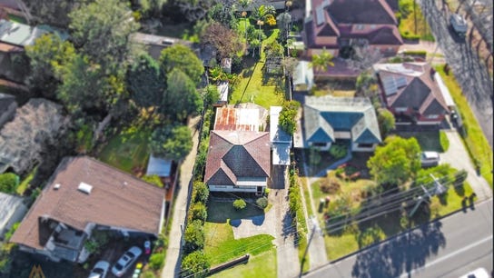 Property at 17 Francis Street, Castle Hill, NSW 2154