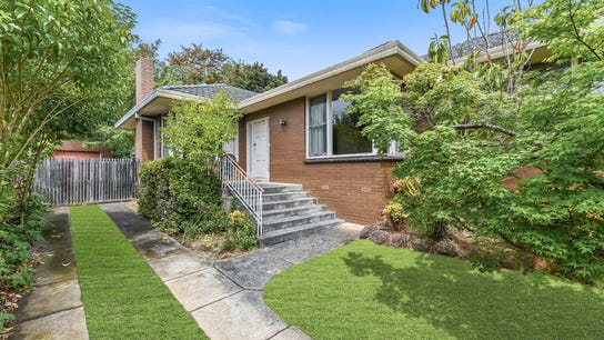 Property at 6 Burramine Road, Glen Waverley, VIC 3150