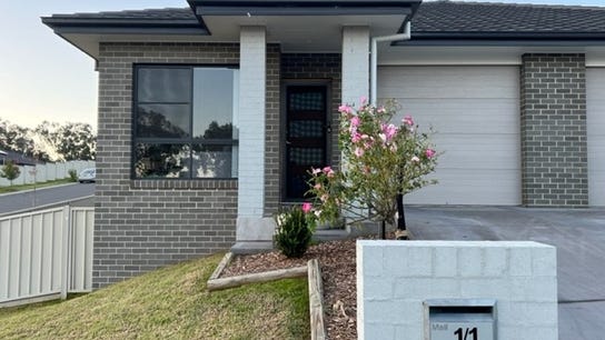 Property at 1/1 Borrowdale Close, Tamworth, NSW 2340