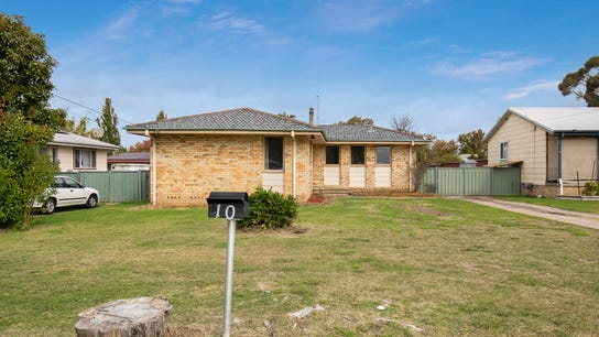 Property at 10 Alexander Street, Armidale, NSW 2350