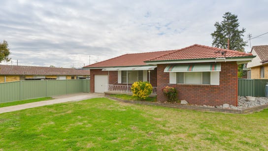 Property at 5 Murrawai Street, Tamworth, NSW 2340