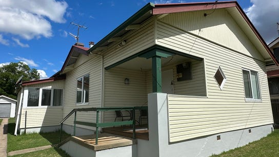 Property at 175 Allingham Street, Armidale, NSW 2350