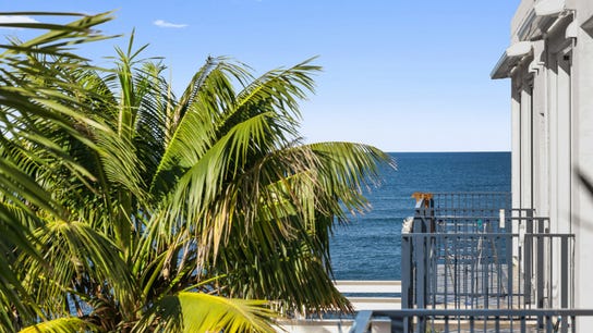 Property at 7/13 Surfview Road, Mona Vale, NSW 2103