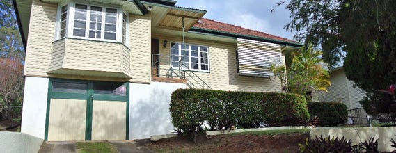 24 Sterculia Avenue Holland Park West QLD 4121 property .au