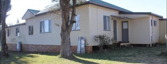 Property at 1/15 Balblair Street, Guyra, NSW 2365