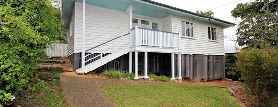 50 Brodie Street Holland Park West QLD 4121 property .au