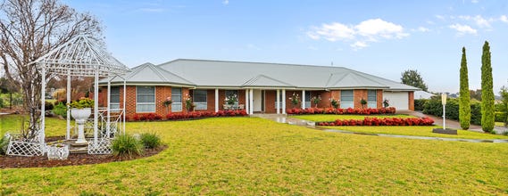 Property at 13 Daintree Circuit, Moore Creek, NSW 2340