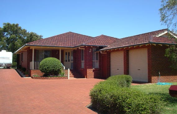 11 Albert Street, Little Grove WA 6330 - property.com.au