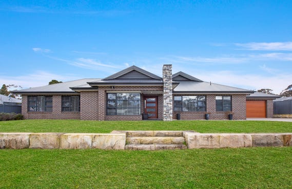 47 St Elmo Avenue, Blackheath NSW 2785 - property.com.au