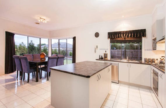 30 Brookfield Avenue, Brookfield VIC 3338 - property.com.au