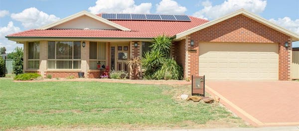 Property at 2 Cudgegong Place, Dubbo, NSW 2830