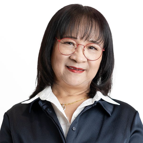 Julie Lin