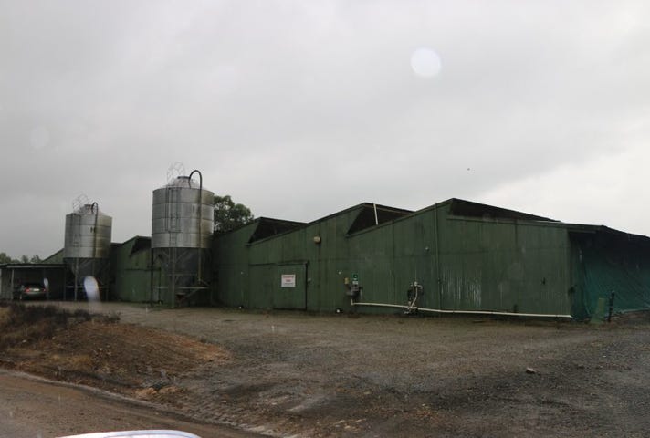 Wilberforce, address available on request