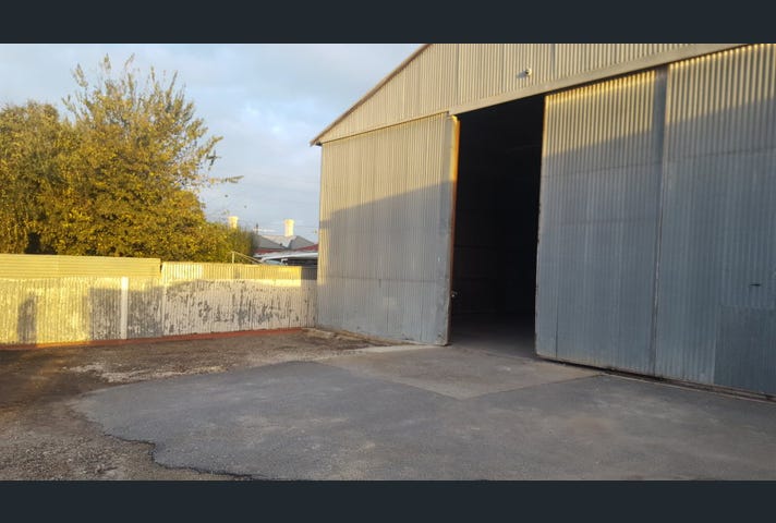 Hindmarsh, address available on request